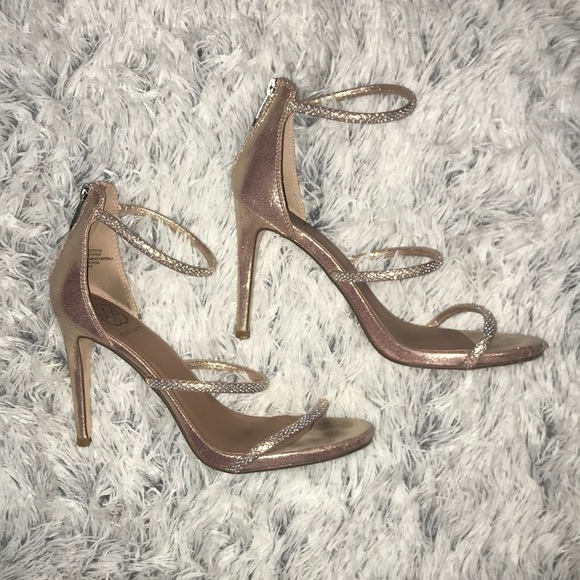 daisy fuentes rose gold heels